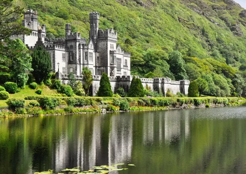 castles-manors-guided-tour-1