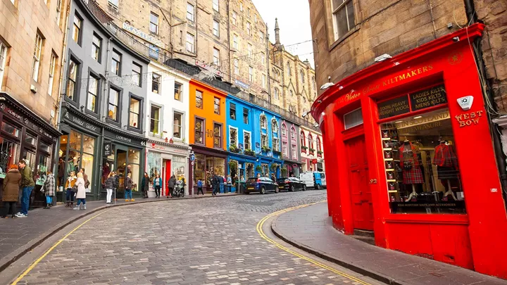 west-bow-street-edinburgh-scotland-1
