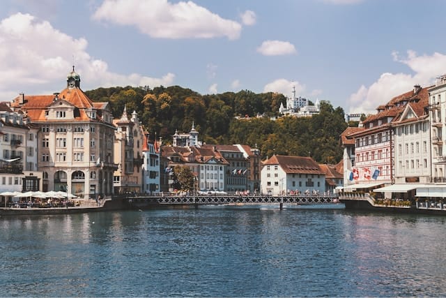 aho-3Wa4lPnvlTY-unsplash