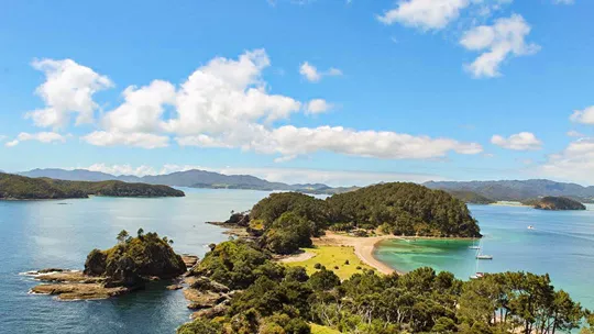 bay-of-islands-paihia-new-zealand-9
