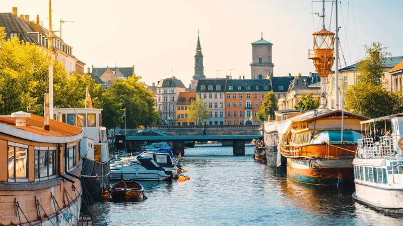 boats-canal-copenhagen-denmark-1