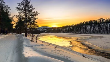 frozen-alta-river-sorrisniva-norway-15
