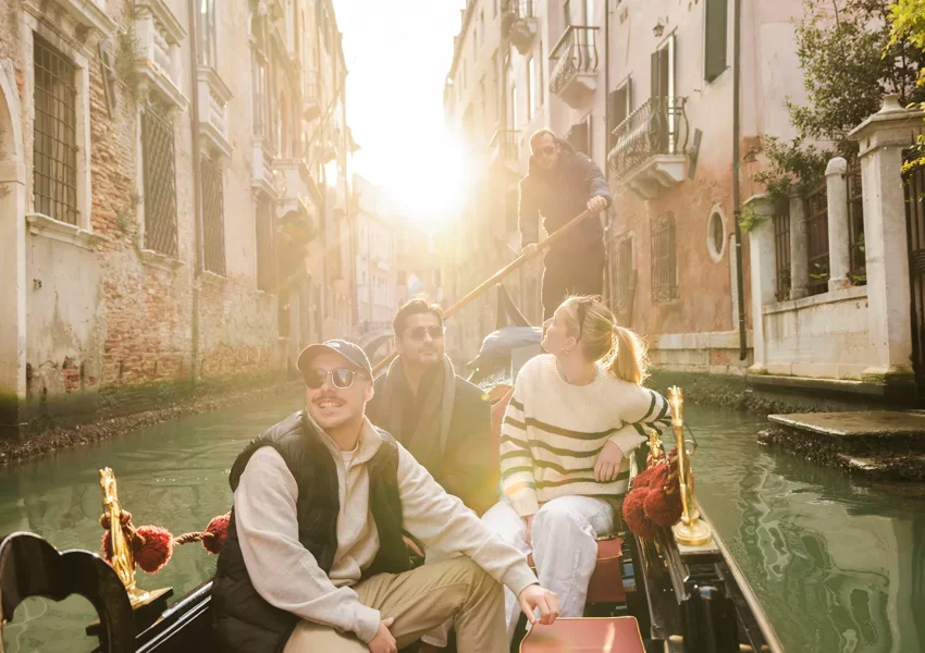 wintereutrip-contiki_davidmcconaghyphotographyltd_fullres-30-10