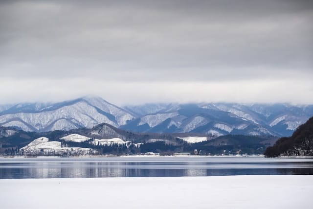 pen_ash-GRotN_yBHlk-unsplash