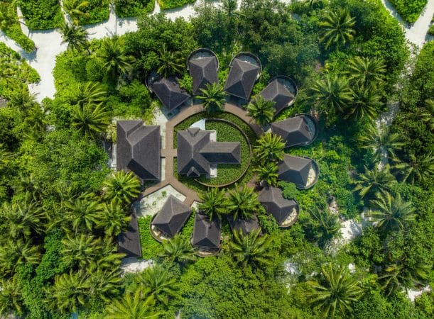 dusitd2-feydhoo-maldives-spa-exterior-overview-1-scaled