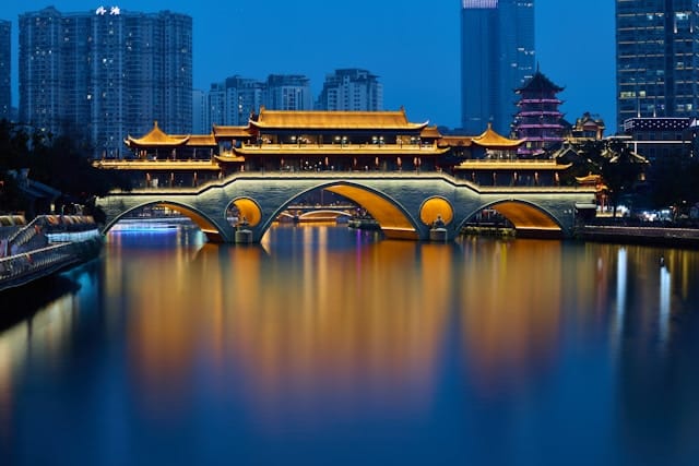 li-zim-FopsGUPSvr8-unsplash